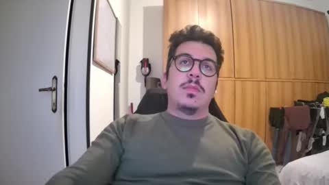 nuotatore90 online show from November 12, 8:52 pm