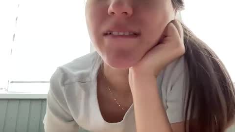 Ema online show from February 22, 11:09 am