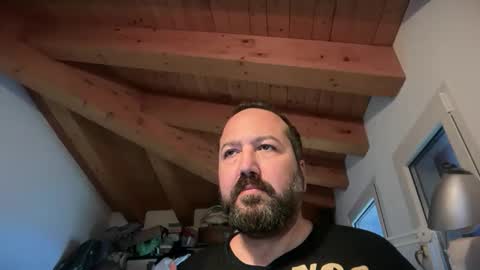 Snapshot of nutelloso79 chatting on November 25, 8:25 am Nutelloso online show from November 25, 8:25 am