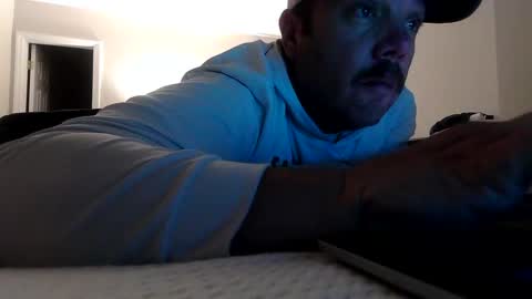 nuttincowboy727272 online show from March 30, 12:33 am