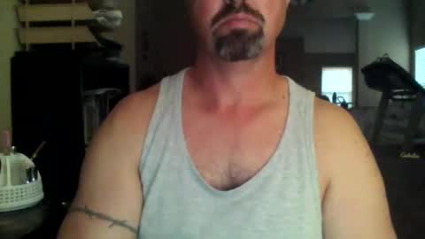 nvrenuff1979 online show from November 21, 12:37 pm