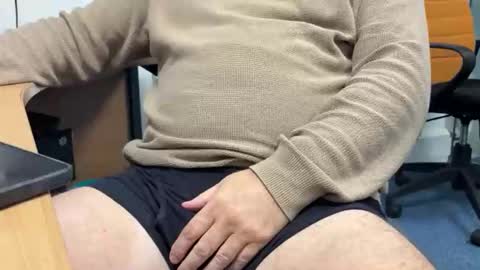 nwswingman69 online show from September 17, 8:05 am