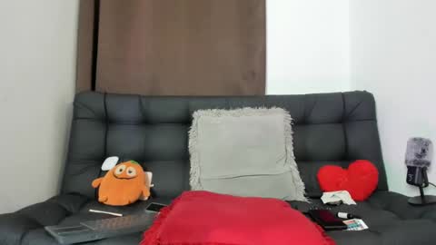 Nia online show from February 2, 7:20 am