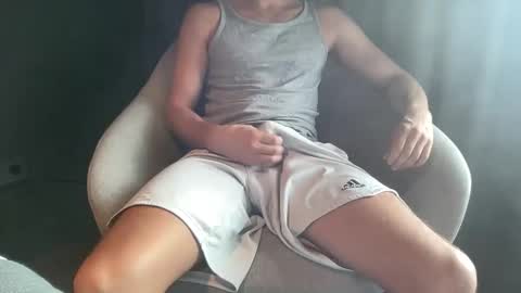 Snapshot of nyc2100 chatting on October 13, 11:54 am Your HOTBF online show from October 13, 11:54 am