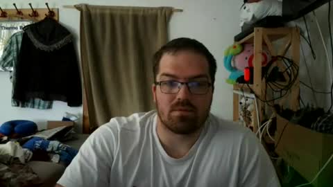 Snapshot of nylonfabi96 chatting on July 4, 1:17 pm Fabian online show from July 4, 1:17 pm