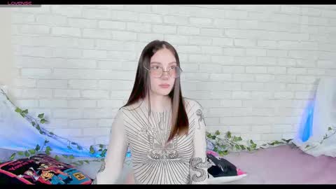 Kat online show from February 13, 5:42 pm