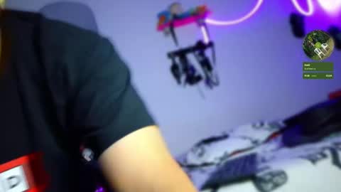 Snapshot of nymphobuddies chatting on February 28, 3:26 am David and Steven Independents online show from February 28, 3:26 am