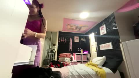 nymphomaticbaby online show from January 18, 3:32 am