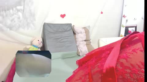 nyomi browm online show from February 18, 4:41 am