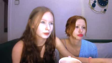 nyra_thira online show from April 9, 9:53 pm