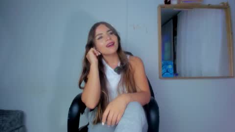 Laura nyu online show from January 16, 10:36 pm