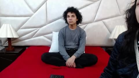 nyx_and_arian online show from April 7, 2:01 am