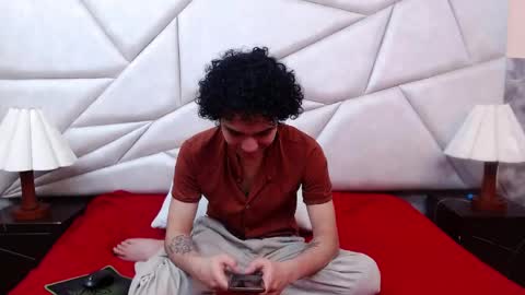 nyx_and_arian online show from April 21, 1:53 am