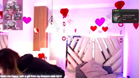 Alex   .    online show from April 9, 2:11 am