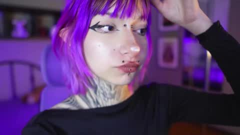 Snapshot of nyx_dolll chatting on November 30, 6:39 am Nyx Doll online show from November 30, 6:39 am