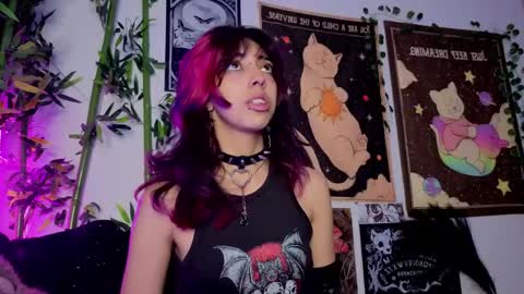   online show from April 21, 1:42 am