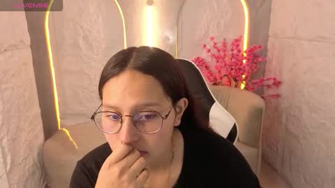 Online 800 to 1400 online show from October 9, 1:09 pm