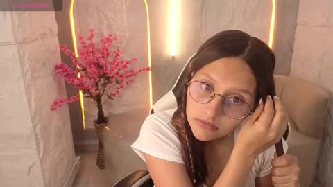Online 800 to 1400 online show from October 14, 1:01 pm
