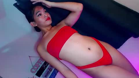 ITS ME NYXIEE online show from December 15, 7:12 am