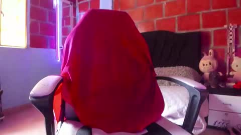 Scarlett online show from March 15, 3:51 pm