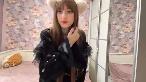 Mary online show from January 16, 12:42 pm