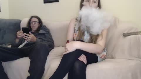 Snapshot of nzplaytime chatting on December 16, 1:53 am Stef Derek online show from December 16, 1:53 am