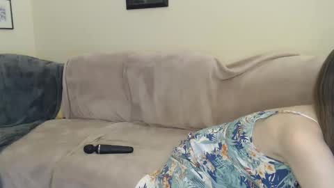 Snapshot of nzplaytime chatting on December 25, 7:03 am Stef Derek online show from December 25, 7:03 am