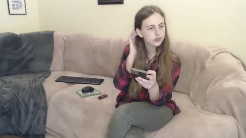 Snapshot of nzplaytime chatting on January 15, 12:19 am Stef Derek online show from January 15, 12:19 am