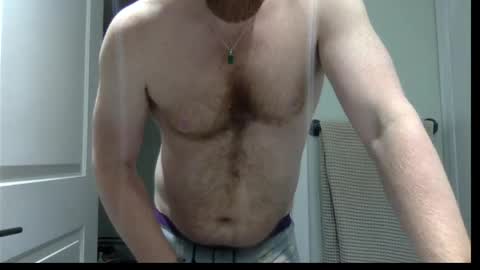 Snapshot of o_fionn_rua chatting on May 12, 1:25 am o_fionn_rua online show from May 12, 1:25 am