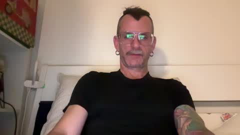 Jonathan Deep online show from February 18, 1:01 am