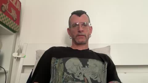 Jonathan Deep online show from February 23, 9:06 am