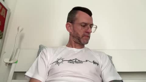 Jonathan Deep online show from March 18, 11:24 am