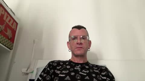 Jonathan Deep online show from March 22, 8:40 am