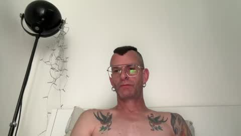 Jonathan Deep online show from July 12, 6:04 am
