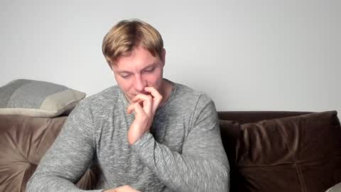 o_r_b_i_t online show from December 9, 4:47 pm