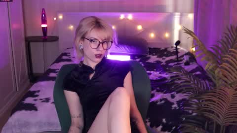 Moonlight online show from March 28, 9:09 am