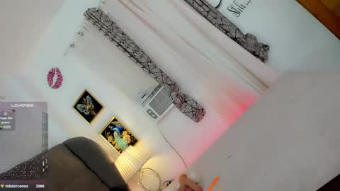 Snapshot of obsessionariana chatting on January 10, 9:53 pm ariana online show from January 10, 9:53 pm