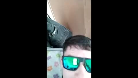 Snapshot of ocampojhon503 chatting on April 4, 5:10 pm ocampojhon503 online show from April 4, 5:10 pm