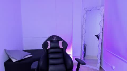 Snapshot of ocean_tay chatting on March 11, 11:33 am ocean_tay online show from March 11, 11:33 am