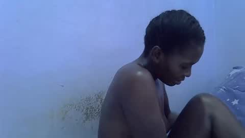 Paloma online show from April 15, 12:01 pm