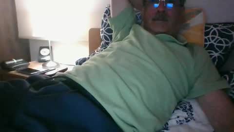 Snapshot of ocorrea chatting on December 4, 11:46 pm ocorrea online show from December 4, 11:46 pm