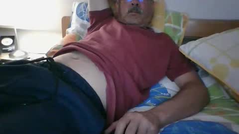 Snapshot of ocorrea chatting on February 10, 1:24 am ocorrea online show from February 10, 1:24 am