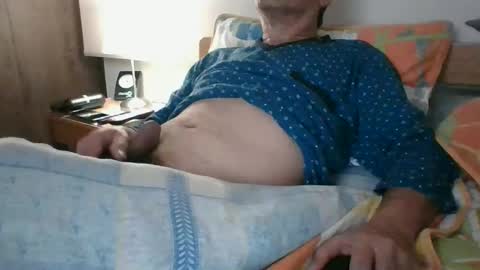 Snapshot of ocorrea chatting on February 14, 3:43 am ocorrea online show from February 14, 3:43 am