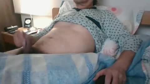 Snapshot of ocorrea chatting on October 2, 3:24 am ocorrea online show from October 2, 3:24 am