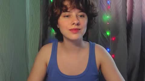 Evie online show from October 4, 8:01 am