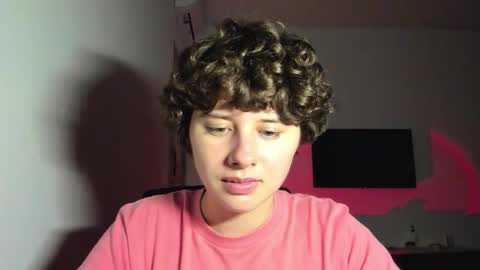 Evie online show from February 21, 3:02 pm