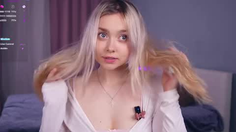 Snapshot of odelynbrower chatting on May 4, 6:26 pm Alice online show from May 4, 6:26 pm