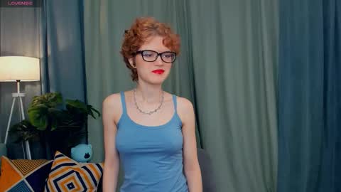 Snapshot of odettechurchwell chatting on September 21, 4:03 am Eli online show from September 21, 4:03 am