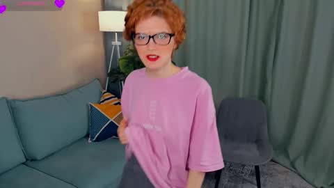 Snapshot of odettechurchwell chatting on September 25, 4:38 am Eli online show from September 25, 4:38 am