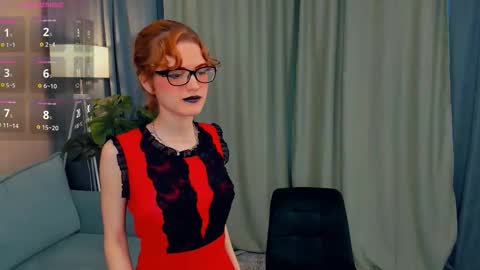 Snapshot of odettechurchwell chatting on October 5, 4:11 am Eli online show from October 5, 4:11 am